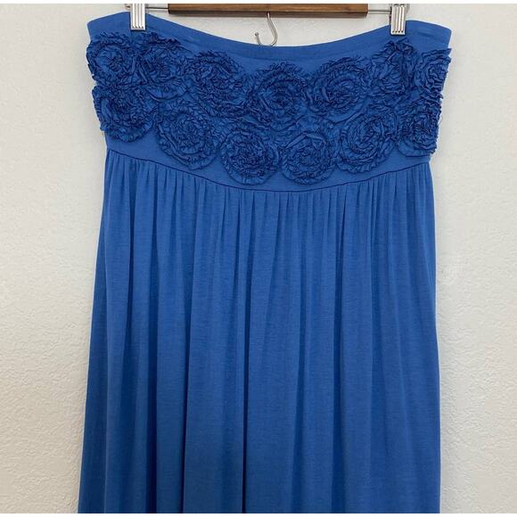 NWT Design History XL Breezy Blue Strapless Maxi Dress Flower Applique Smocked - Picture 2 of 7